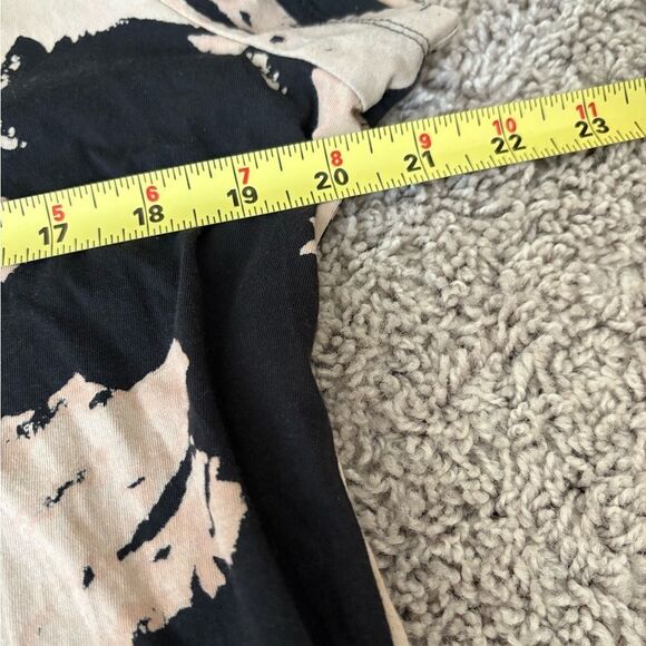 Cabi Fall Flash Tee, #4373 - Picture 4 of 5